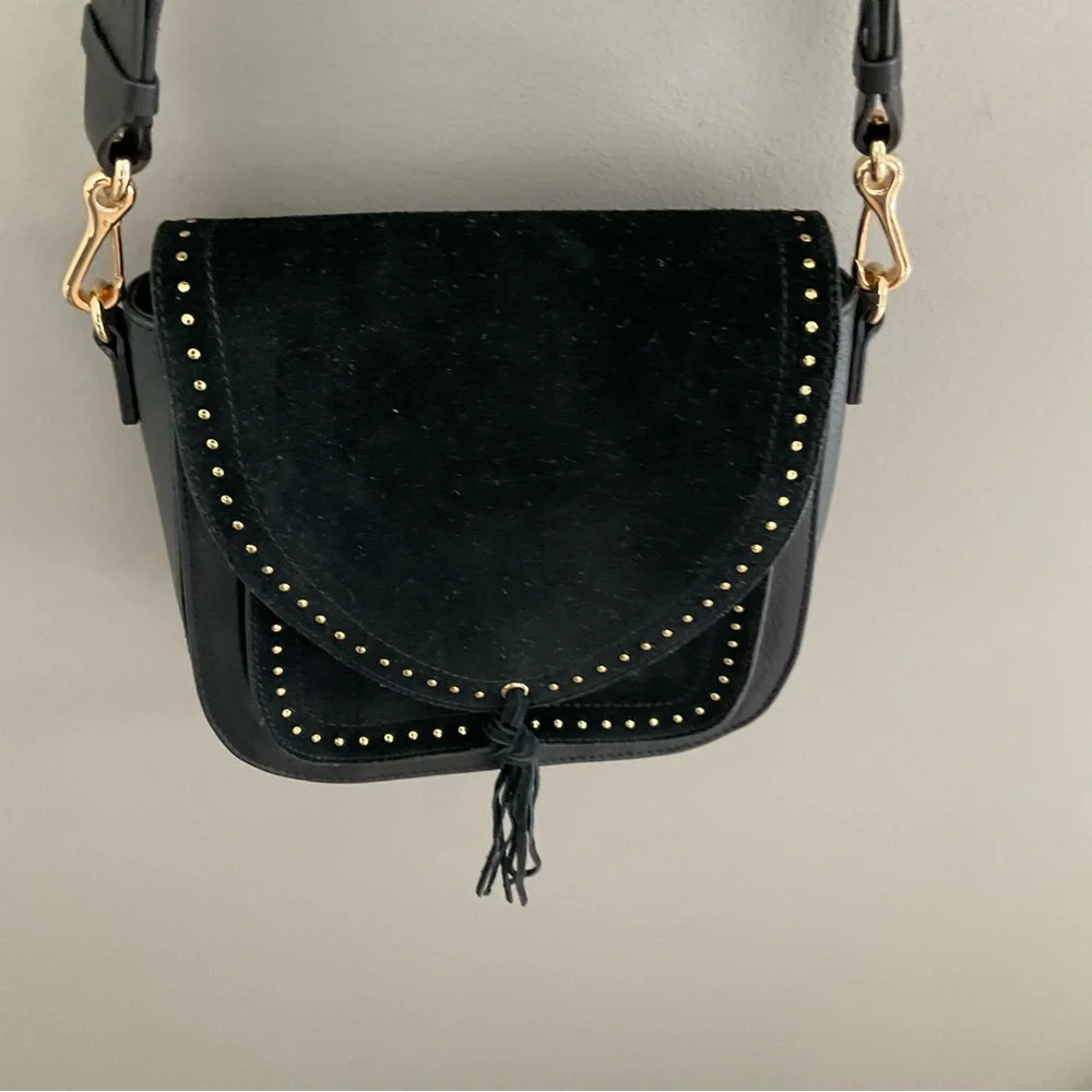 Vince Camuto Artera Saddle Leather/Suede Shoulder Bag. Like new. - Picture 6 of 13